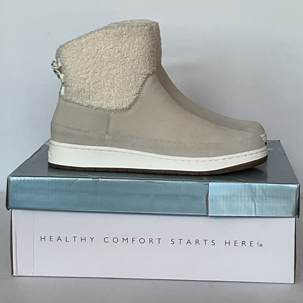 Aetrex Winnie Winter White Weatherproof Ankle Boots Women's 40 NIB.